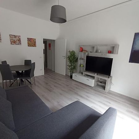 Andrea Central Apartment Bari Exteriör bild