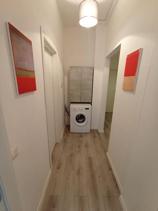 Andrea Central Apartment Bari Exteriör bild