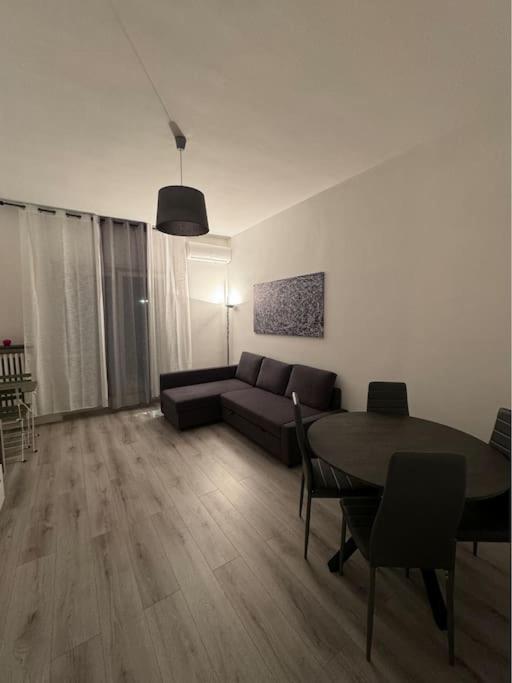 Andrea Central Apartment Bari Exteriör bild